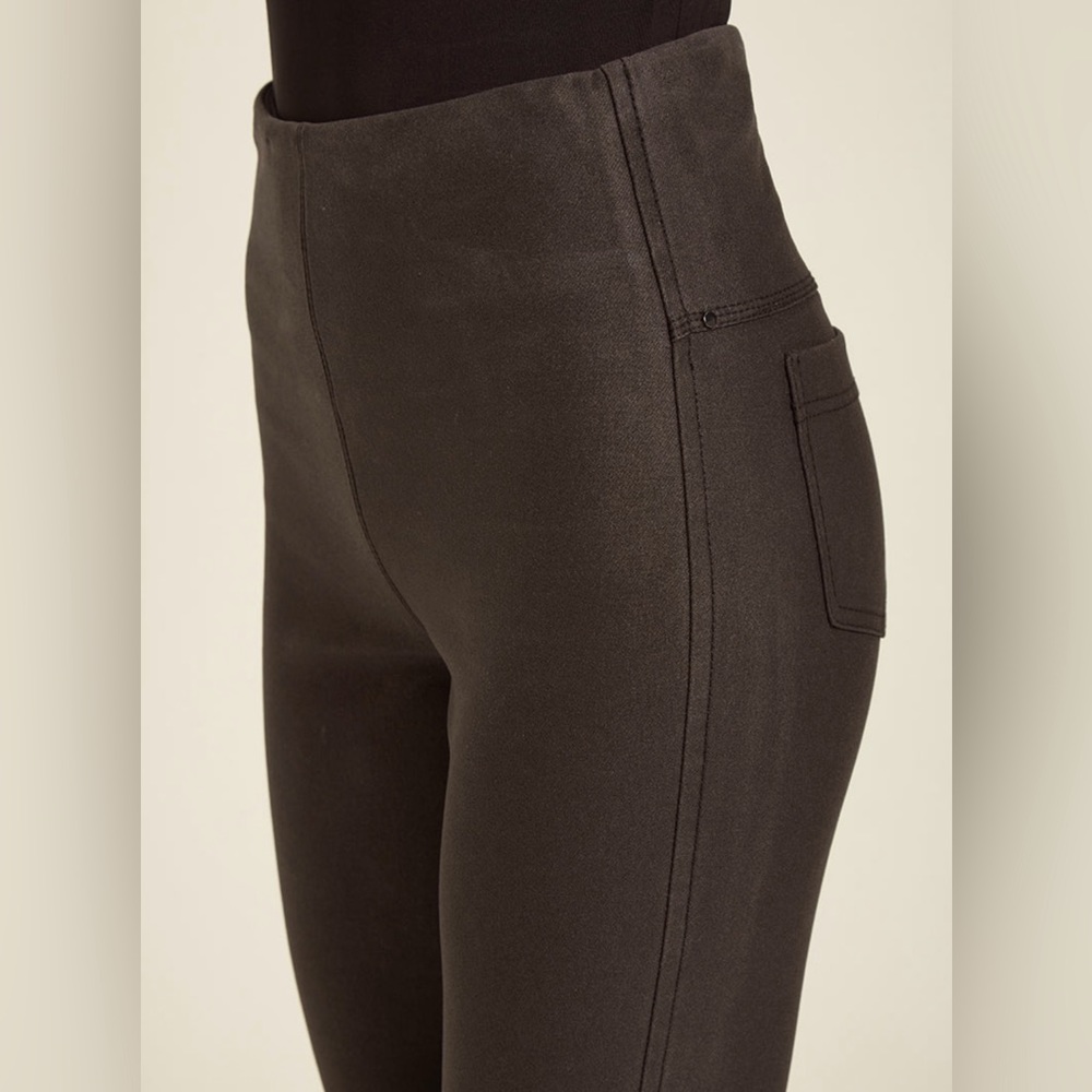 Lysse women’s coated toothpick denim pants. 28.5 inseam.